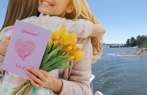 Toukokuun toisena sunnuntaina hemmotellaan äitejä