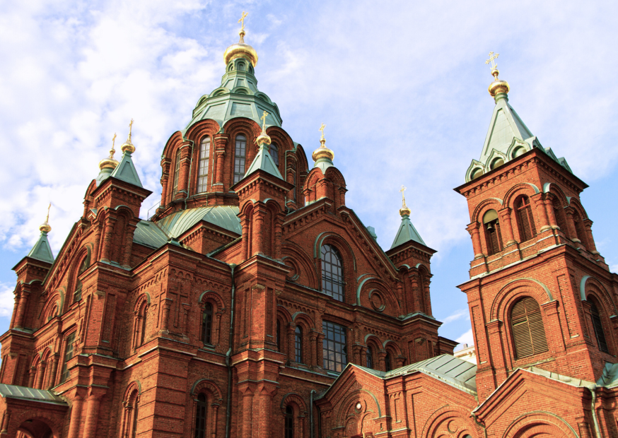 Guided Helsinki classic sightseeing city tour
