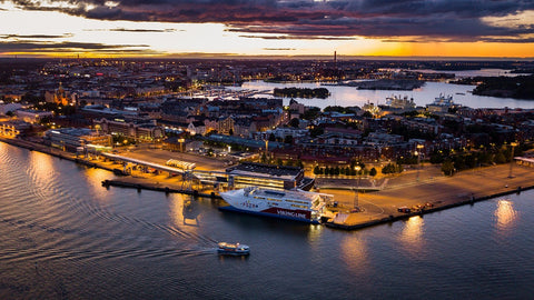 Pikkujouluristeily Kauppatorilta m/s Helsingillä