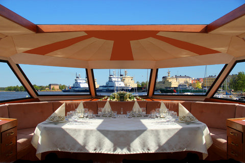 Private cruise and dining 3 hours